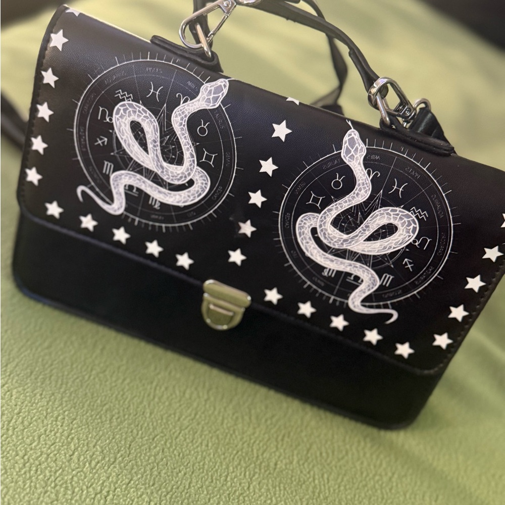 Black Snake Design Women's Bag